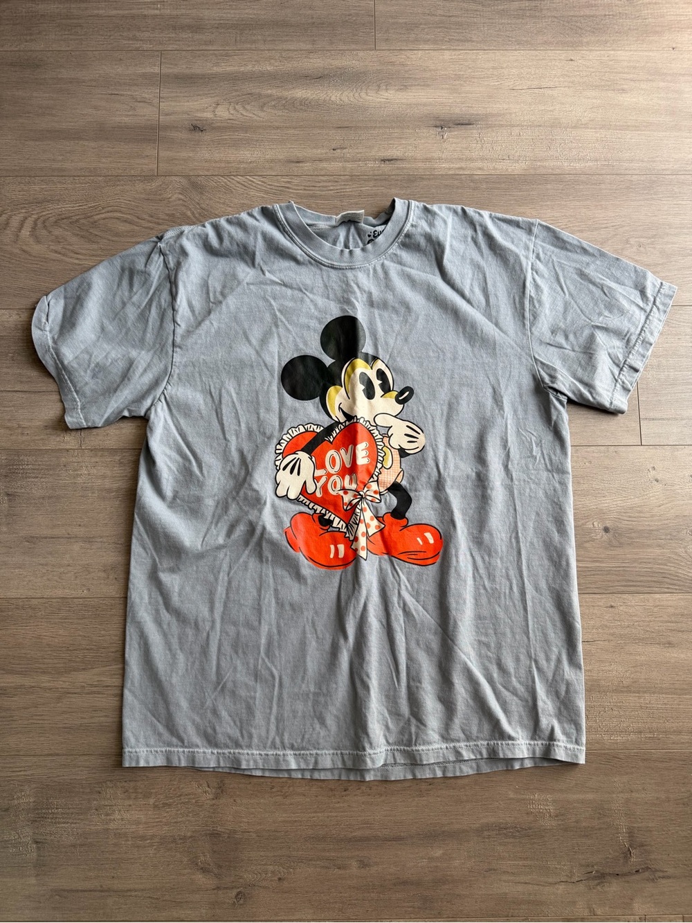 Gray Mickey Mouse Heart Graphic Tee - size XL